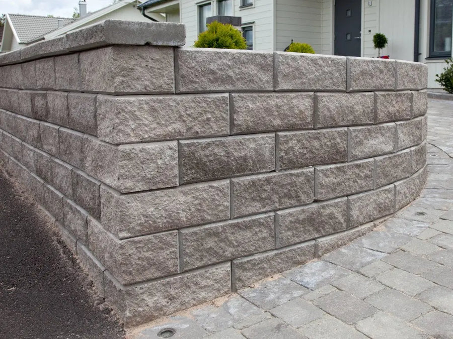 Megawall Garden