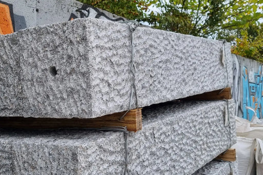 Granitt Portstolpe 30x30x200 ø30mm - ABCSTEIN