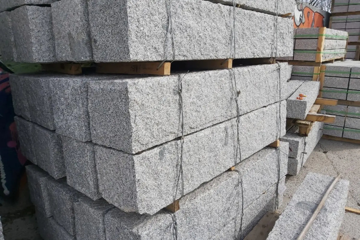Granitt Portstolpe 30x30x200cm - ABCSTEIN