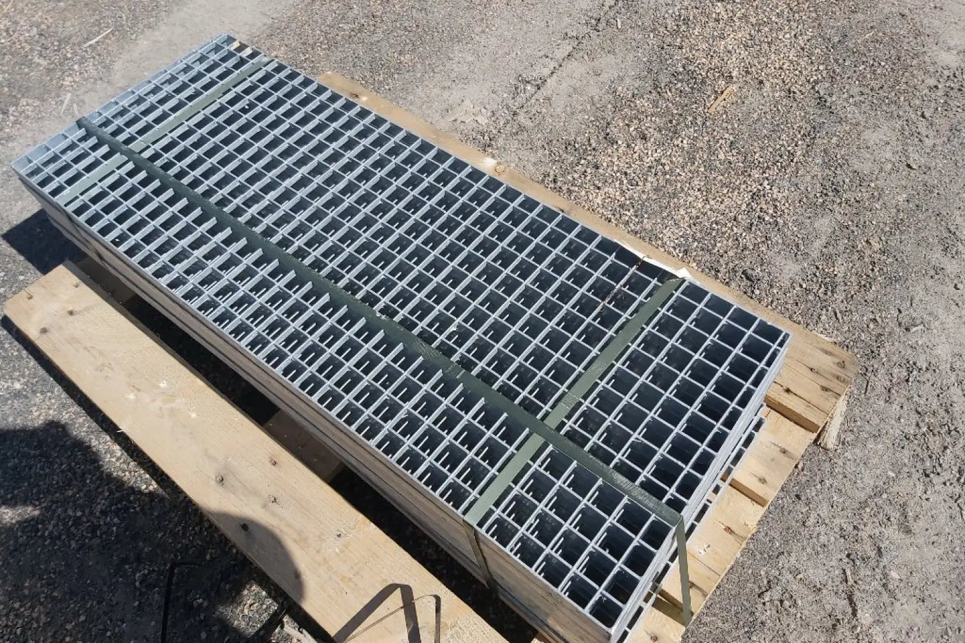 Lkr 120 Gitterrist Galvanisert - Lyskasse - Benders