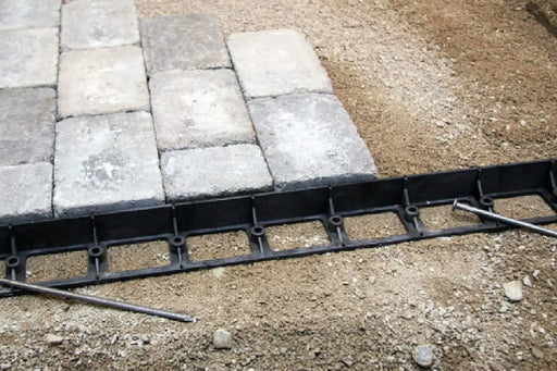 Plastkantstøtte 2x 244cm med Jordspiker - Benders